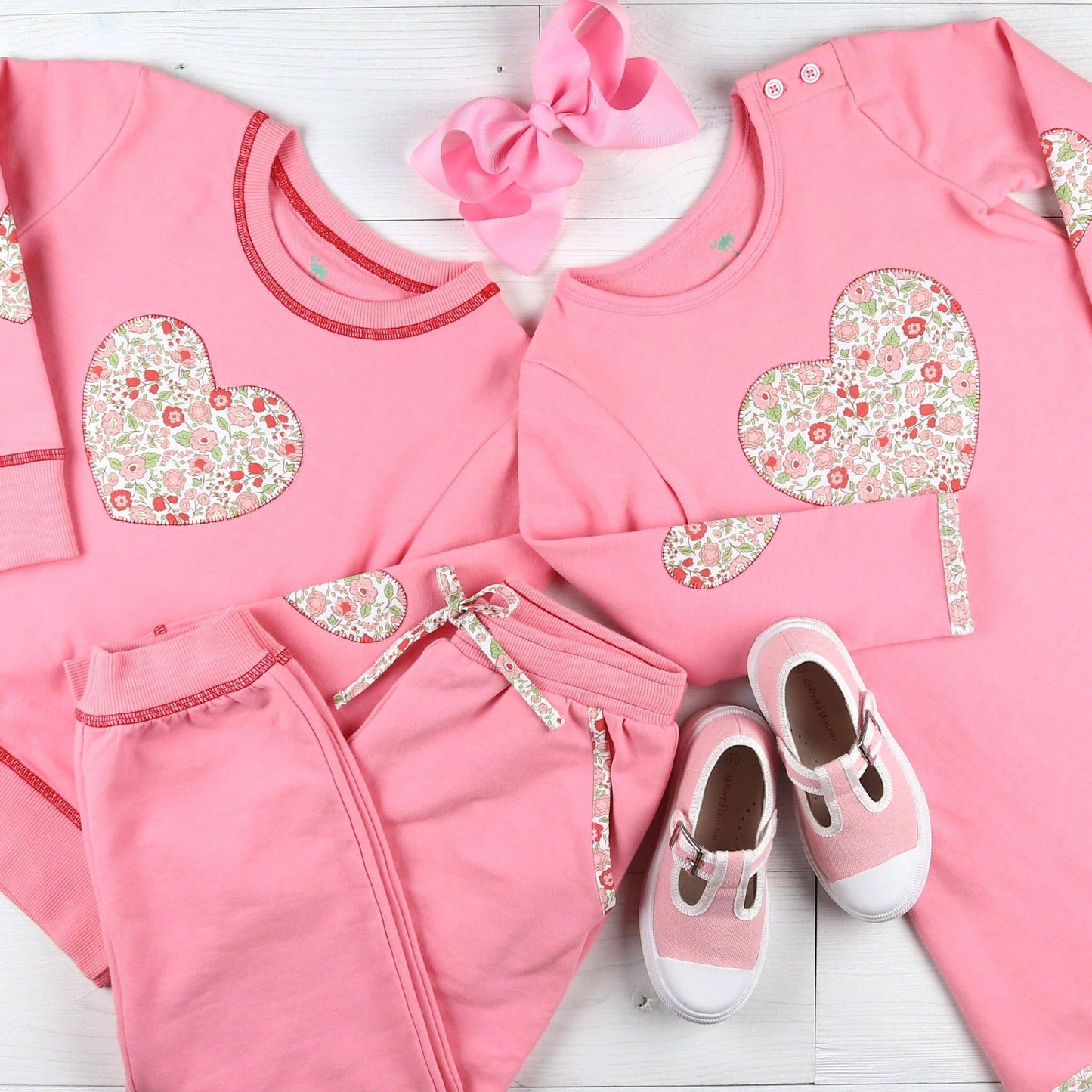 Sweatshirt Dress - Hearts